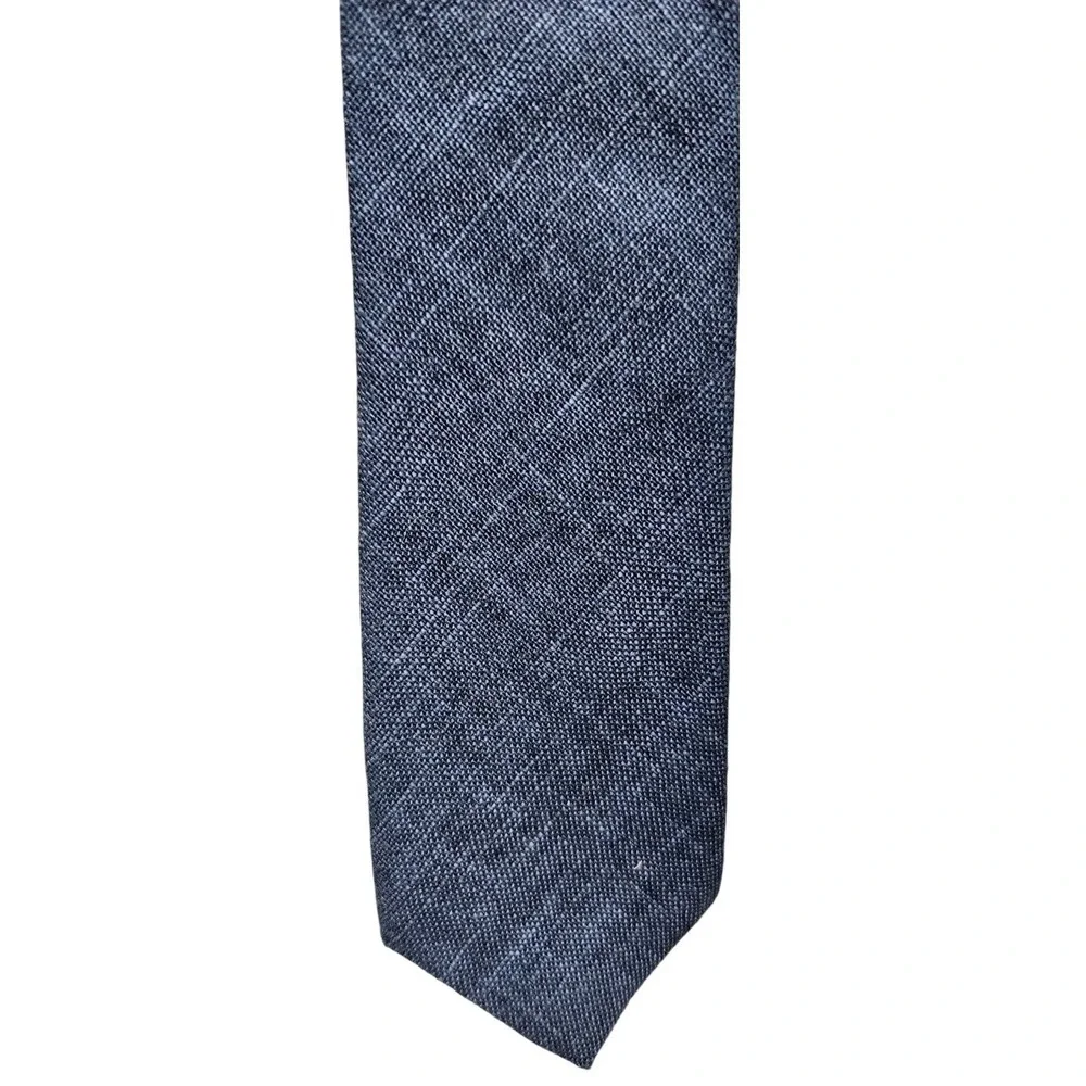 Banana Republic four banana